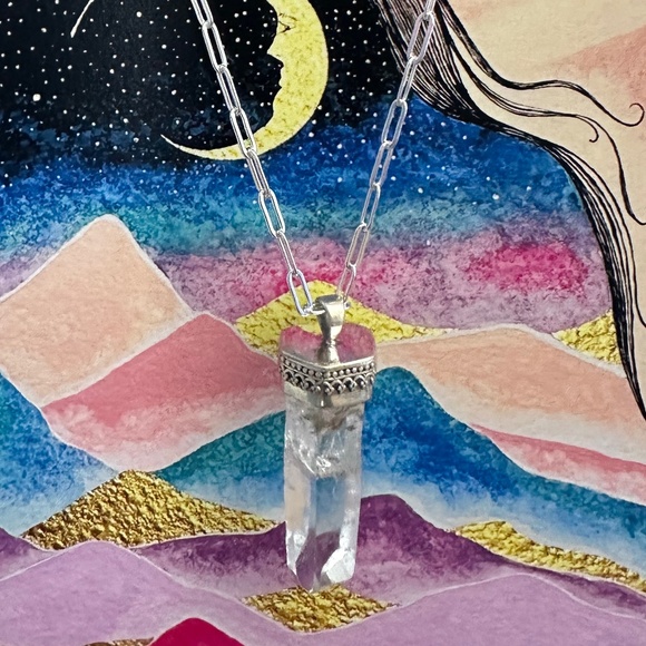 Clear Quartz Large Pendant Silver Necklace on paperclip chain - Picture 3 of 5